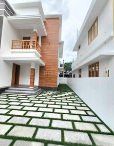 Balcony Image of 1200 Sq.ft 3 BHK Independent House for sale in Kaitharam South Kochi for Rs. 5400000