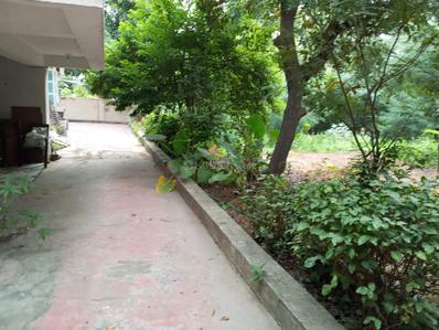 Image of 880 Sq.ft Residential Plot / Land for sale in Thaltej, Ahmedabad for Rs. 88000000