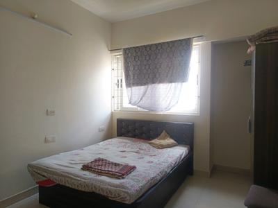 Bedroom Image of 850 Sq.ft 2 BHK Apartment / Flat for rent in Amanora Trendy Homes, Hadapsar Pune for Rs. 32000