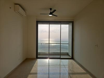 Living Room Image of 2100 Sq.ft 3 BHK Apartment / Flat for rent in Piramal Mahalaxmi Central Tower 2, Worli Mumbai for Rs. 311000