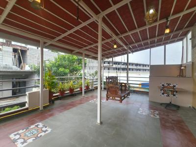 Balcony Image of 2400 Sq.ft 4 BHK Independent House for rent in HBR Layout Bengaluru for Rs. 75000