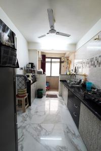 Kitchen Image of 1809 Sq.ft 3 BHK Apartment / Flat for sale in Swagat Pelican, Sargasan Gandhinagar for Rs. 13500000