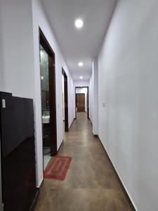Image of 1000 Sq.ft 2 BHK Builder Floor for rent in Mansarover Garden, New Delhi for Rs. 40000