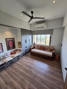 Bedroom Image of 1750 Sq.ft 3 BHK Apartment / Flat for sale in Renown, Shilaj Ahmedabad for Rs. 9500000