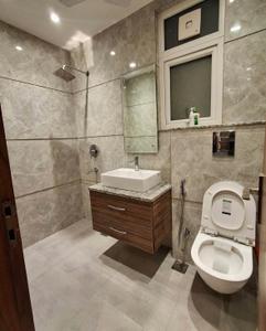 Bathroom Image of 450 Sq.ft 1 BHK Apartment / Flat for rent in Ramky Towers, Gachibowli Hyderabad for Rs. 12000