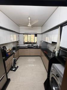 Kitchen Image of 1000 Sq.ft 2 BHK Apartment / Flat for sale in Vile Parle West Mumbai for Rs. 40000000