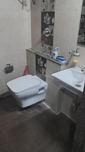 Bathroom Image of 2520 Sq.ft 3 BHK Independent House for rent in Takshashila Air, Ellisbridge Ahmedabad for Rs. 55000