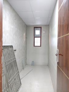 Common Bathroom Image of 1900 Sq.ft 4 BHK Builder Floor for sale in Rajendra Nagar Ghaziabad for Rs. 18000000