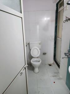 Common Bathroom Image of 650 Sq.ft 1 BHK Apartment / Flat for sale in Newa Garden II, Airoli Navi Mumbai for Rs. 8500000
