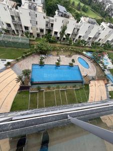 Image of 975 Sq.ft 2 BHK Apartment / Flat for rent in Godrej The Suites, Jaypee Greens, Greater Noida for Rs. 40000