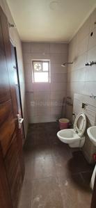 Bathroom Image of 1465 Sq.ft 3 BHK Builder Floor for rent in Sector 17 Faridabad for Rs. 28000