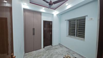 Bedroom Image of 650 Sq.ft 2 BHK Farm House for rent in Ultadanga Kolkata for Rs. 17000