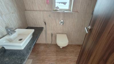 Bathroom Image of 768 Sq.ft 2 BHK Apartment / Flat for sale in Marathon Nexzone Atlas 2, Panvel Navi Mumbai for Rs. 9000000