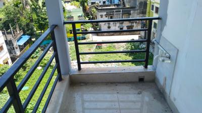Balcony Image of 925 Sq.ft 2 BHK Apartment / Flat for sale in Keshtopur Kolkata for Rs. 3700000