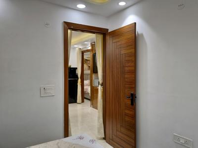 Bedroom Image of 810 Sq.ft 3 BHK Apartment / Flat for sale in Dwarka Mor New Delhi for Rs. 5500000