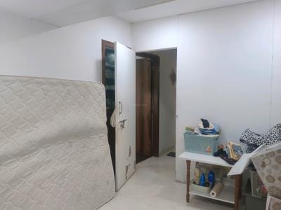 Bedroom Image of 1950 Sq.ft 4 BHK Apartment / Flat for sale in Kandivali West Mumbai for Rs. 50000000