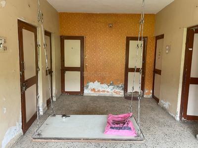 Living Room Image of 855 Sq.ft 2 BHK Apartment / Flat for sale in Shyamal Ahmedabad for Rs. 4200000