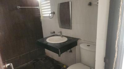 Image of 1120 Sq.ft 2 BHK Apartment / Flat for rent in Paramount Mapple, Crossings Republik, Ghaziabad for Rs. 17000