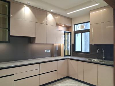 Kitchen Image of 2250 Sq.ft 4 BHK Builder Floor for sale in Paschim Vihar New Delhi for Rs. 48500000