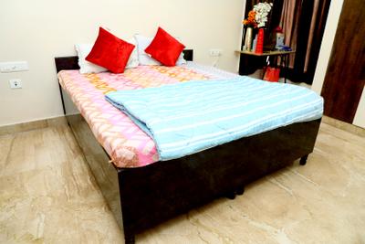 Bedroom Image of HelloWorld Pepper in Sector 50, Noida