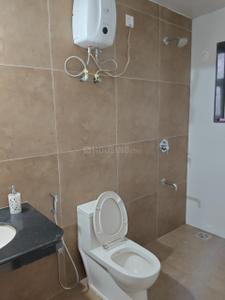 Bathroom Image of 1200 Sq.ft 2 BHK Apartment / Flat for sale in Models Marine Heights, Panjim Goa for Rs. 15500000