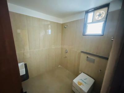 Bathroom Image of 1410 Sq.ft 3 BHK Apartment / Flat for rent in Green City Extension, Bawadiya Kalan Bhopal for Rs. 25000