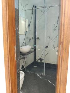Bathroom Image of 2700 Sq.ft 4 BHK Builder Floor for rent in Safdarjung Enclave New Delhi for Rs. 200000