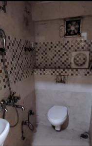 Image of 900 Sq.ft 2 BHK Apartment / Flat for rent in Bharat Apartments, Sector 16B Dwarka, New Delhi for Rs. 26000