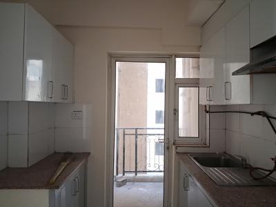 Kitchen Image of 1685 Sq.ft 3 BHK Apartment / Flat for sale in DLF Capital Greens Phase 1 And 2, Karampura New Delhi for Rs. 29000000