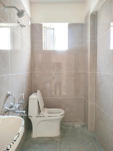Common Bathroom Image of 1449 Sq.ft 3 BHK Apartment / Flat for sale in Habulus Oakshine, Electronic City Phase 2 Bengaluru for Rs. 7389900
