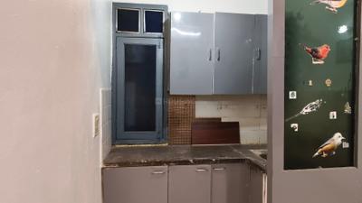 Kitchen Image of 650 Sq.ft 1 BHK Apartment / Flat for sale in Indirapuram Ghaziabad for Rs. 3600000