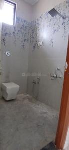 Bathroom Image of 2800 Sq.ft 4 BHK Independent House for rent in Nalwadi Wardha for Rs. 18000
