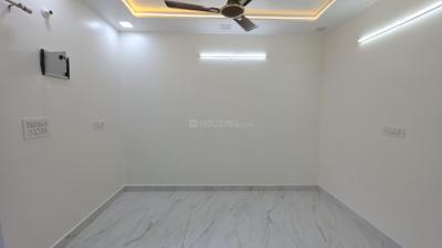 Living Room Image of 650 Sq.ft 2 BHK Apartment / Flat for rent in Pitampura New Delhi for Rs. 22500