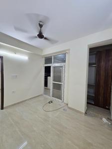 Bedroom Image of 372 Sq.ft 1 RK Apartment / Flat for rent in Sector 72 Noida for Rs. 16000