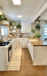 Kitchen Image of 4078 Sq.ft 4 BHK Apartment / Flat for sale in Thaltej Ahmedabad for Rs. 32000000
