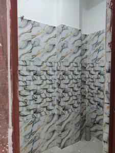 Common Bathroom Image of 850 Sq.ft 2 BHK Apartment / Flat for sale in Govindpuram Ghaziabad for Rs. 2465000