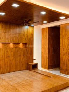 Bedroom Image of 3150 Sq.ft 3 BHK Builder Floor for rent in Sector 14 Faridabad for Rs. 80000