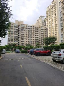 Car Garage Image of 1300 Sq.ft 2 BHK Apartment / Flat for sale in Indiabulls Centrum Park, Sector 103 Gurgaon for Rs. 15000000