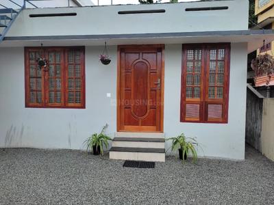 Image of 650 Sq.ft 2 BHK Independent House for rent in Parottukonam, Thiruvananthapuram for Rs. 15000