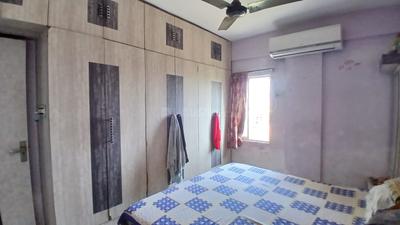 Bedroom Image of 1800 Sq.ft 4 BHK Apartment / Flat for sale in Keshtopur Kolkata for Rs. 7200000