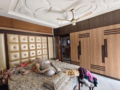 Bedroom Image of 3900 Sq.ft 7 BHK Apartment / Flat for sale in KalindiEstate, South Dum Dum Kolkata for Rs. 13000000