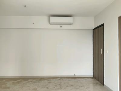 Living Room Image of 1350 Sq.ft 3 BHK Apartment / Flat for sale in Malde Silver Scape And Silver Enclave, Mulund West Mumbai for Rs. 25000000