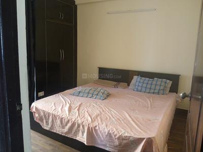 Bedroom Image of 825 Sq.ft 2 BHK Apartment / Flat for sale in Paras Tierea, Sector 137 Noida for Rs. 6900000