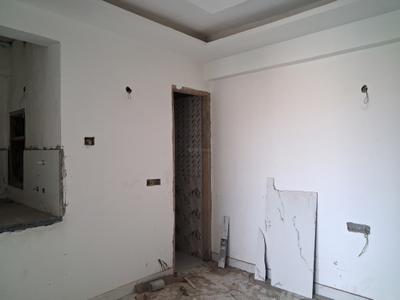 Living Room Image of 1050 Sq.ft 2 BHK Apartment / Flat for sale in Sector 101 Noida for Rs. 4700000