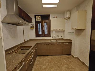 Kitchen Image of 1600 Sq.ft 3 BHK Builder Floor for rent in Green Park New Delhi for Rs. 140000