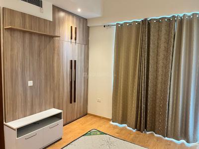 Bedroom Image of 2500 Sq.ft 3.5 BHK Apartment / Flat for sale in Mahagun Mezzaria, Sector 78 Noida for Rs. 43000000