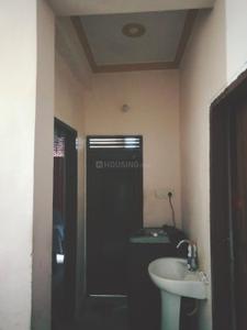 Bathroom Image of 1000 Sq.ft 2 BHK Apartment / Flat for sale in Parade Kanpur for Rs. 2100000