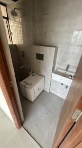 Bathroom Image of 950 Sq.ft 3 BHK Apartment / Flat for sale in Siddha Sky Phase 1, Sion Mumbai for Rs. 29500000