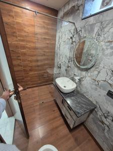 Image of 2000 Sq.ft 3 BHK Builder Floor for sale in Mansarover Garden, New Delhi for Rs. 32500000