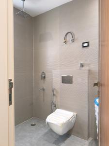 Common Bathroom Image of 1450 Sq.ft 3 BHK Builder Floor for sale in Kaushambi Ghaziabad for Rs. 17000000